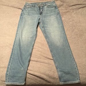 American Eagle Mom Jean
